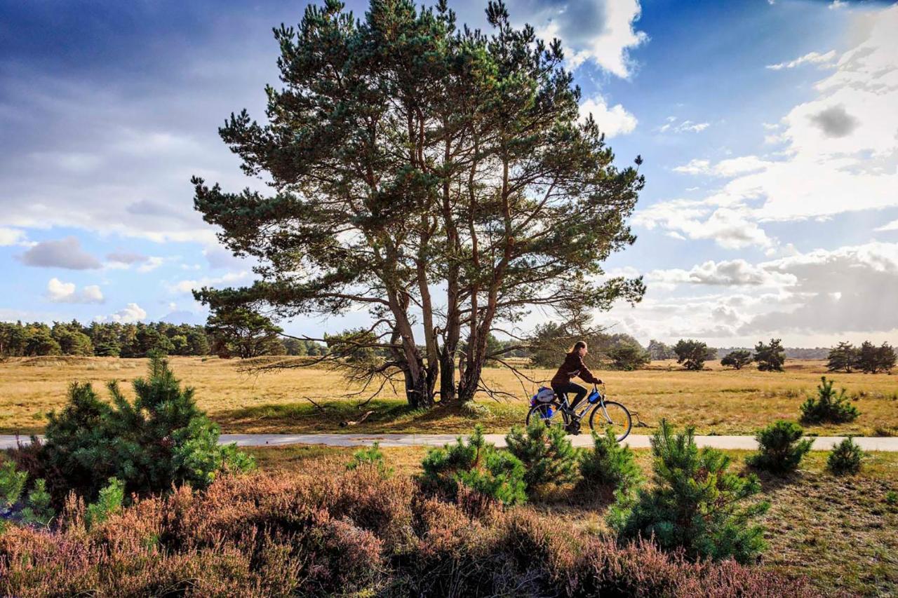 Chalet Op De Veluwe # Linde Putten Eksteriør billede