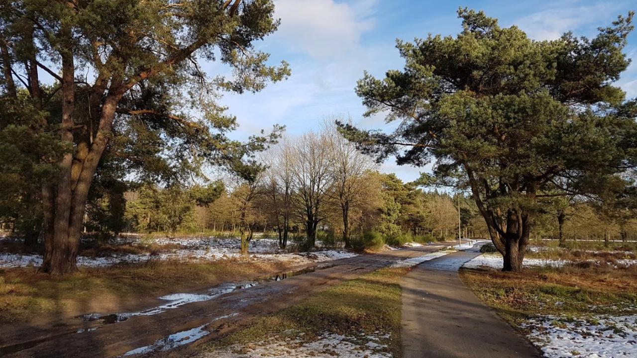 Chalet Op De Veluwe # Linde Putten Eksteriør billede